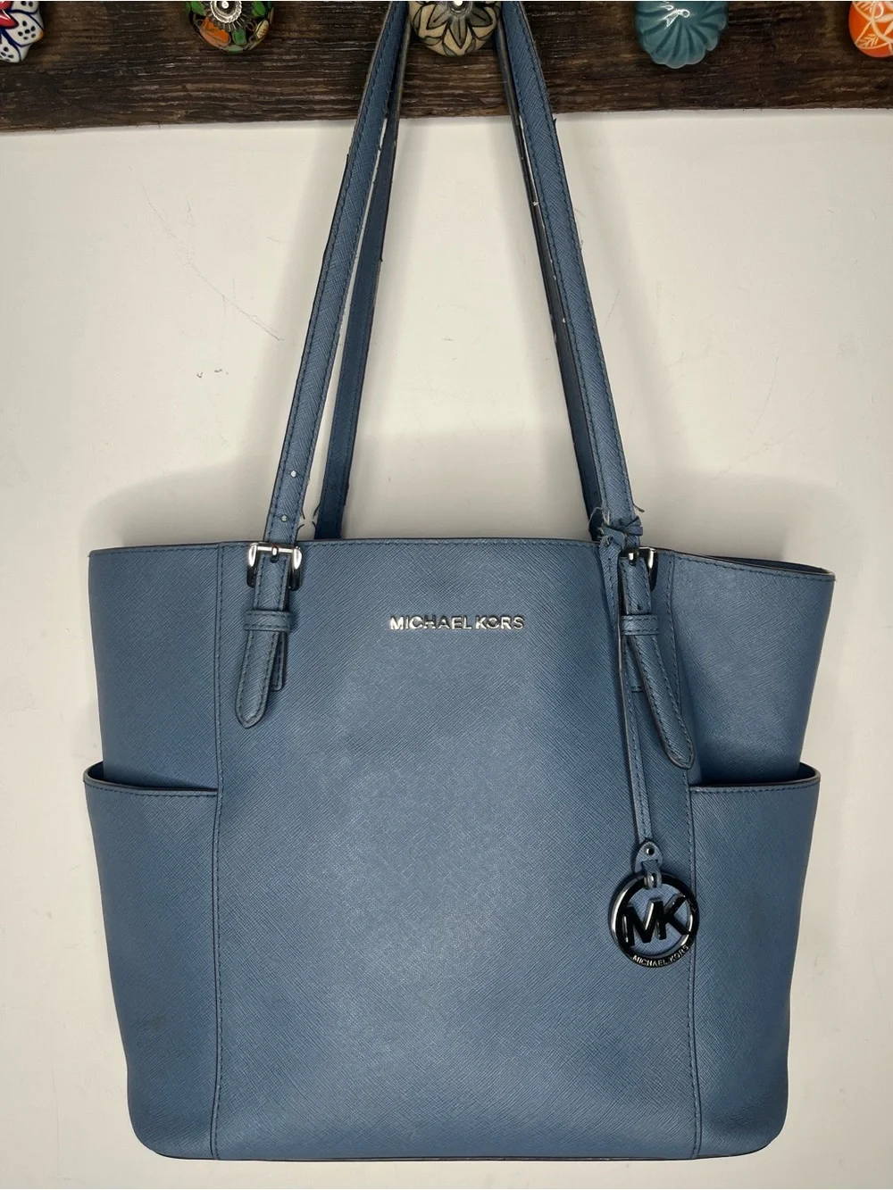 Michael Kors Jet Set Saffiano leather tote bag with silver-tone hardware.